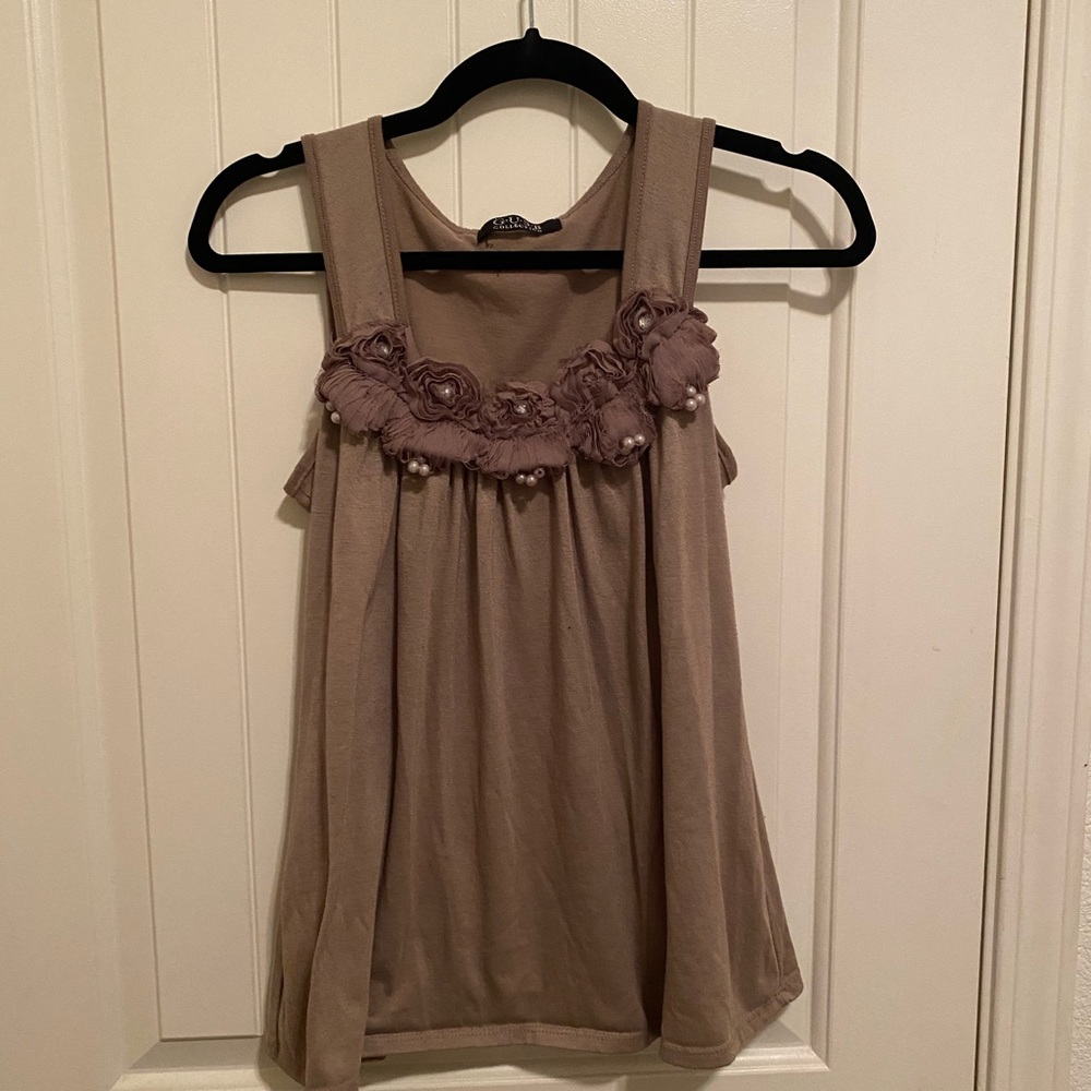 Sleeveless top